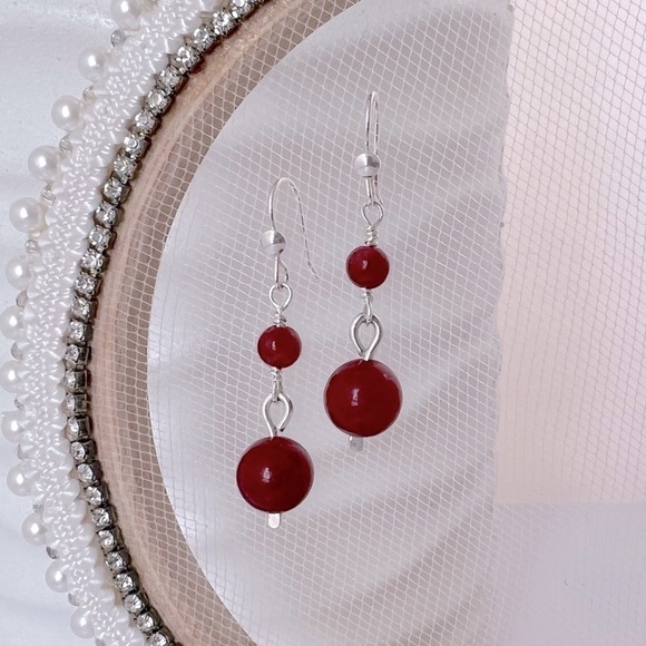 ARTISAN 𝅺Crimson Red Jade Beaded Dangle Sterling Silver Earrings - Picture 6 of 14